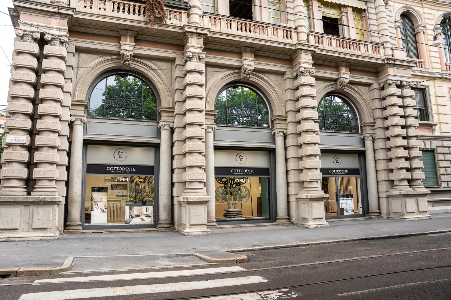 SHOWROOM MAILAND: Foto 3