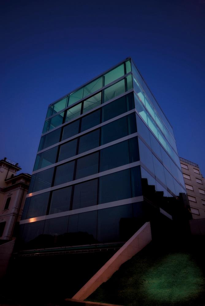 Commercial and office building: Foto 8