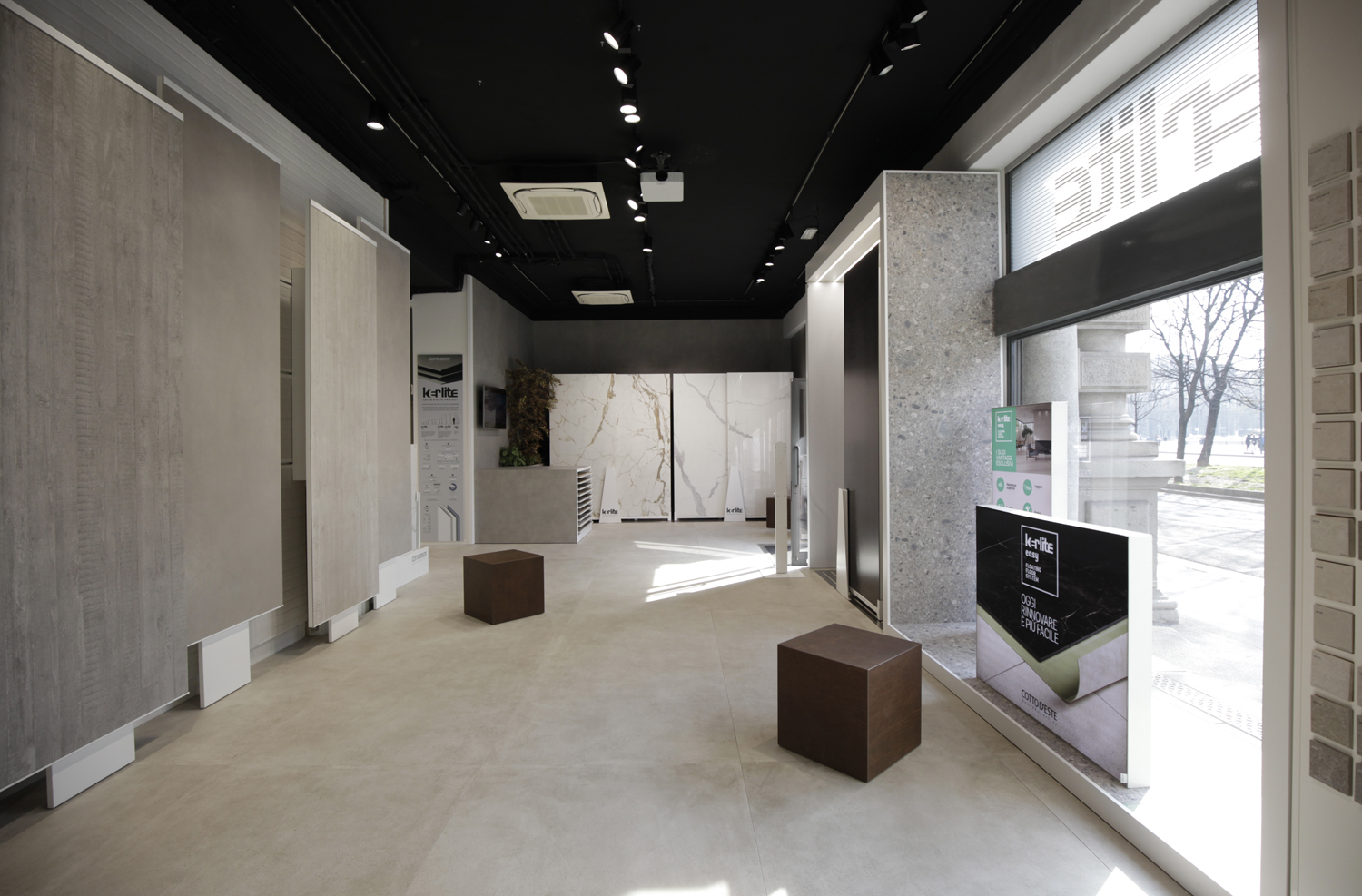 SHOWROOM MAILAND: Foto 14